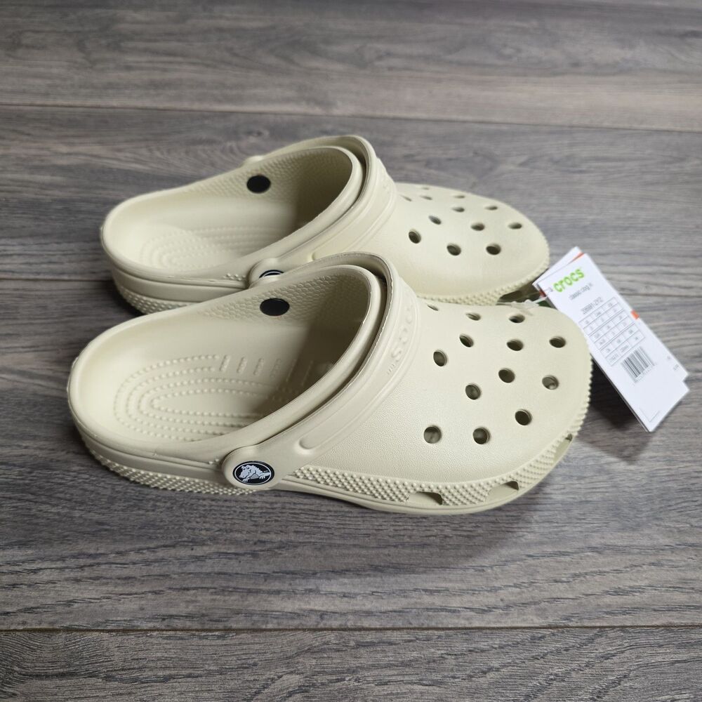 CROCS Kids Off White/Beige Waterproof Clogs J3 NEW